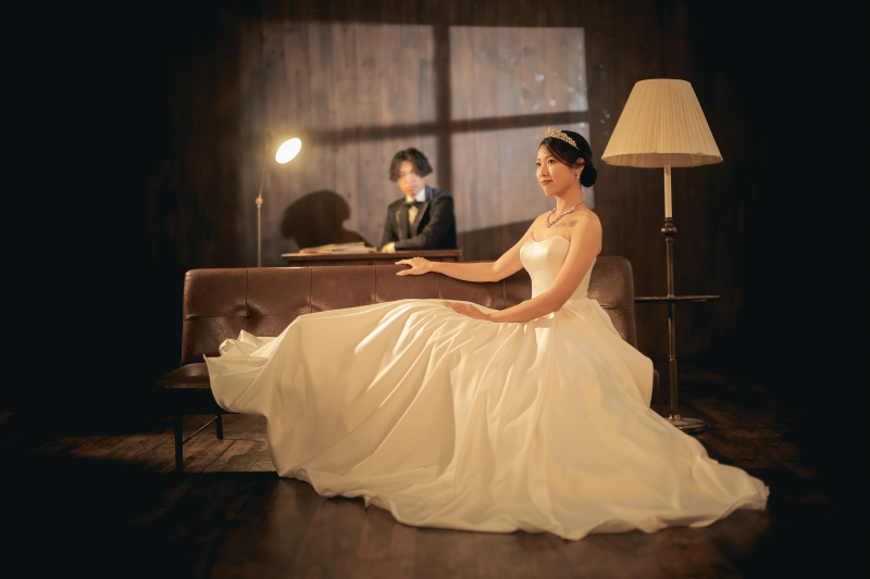 アンティーク背景で落ち着いたトーンの撮影