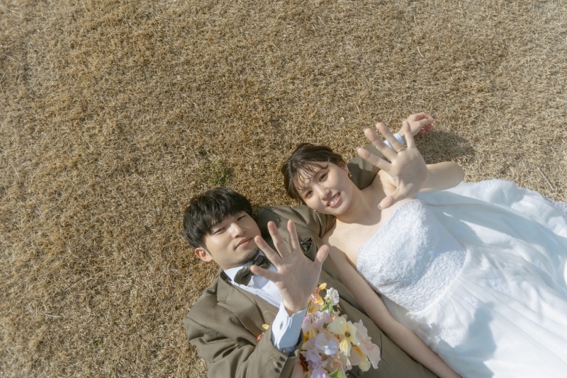 寝転んだショット 