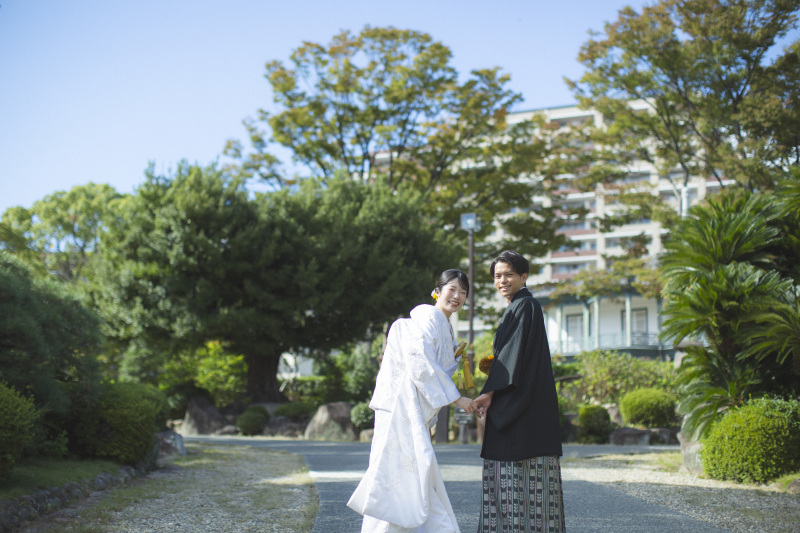 快晴の青空の下で