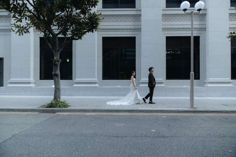 街中散歩イメージで歩きショット