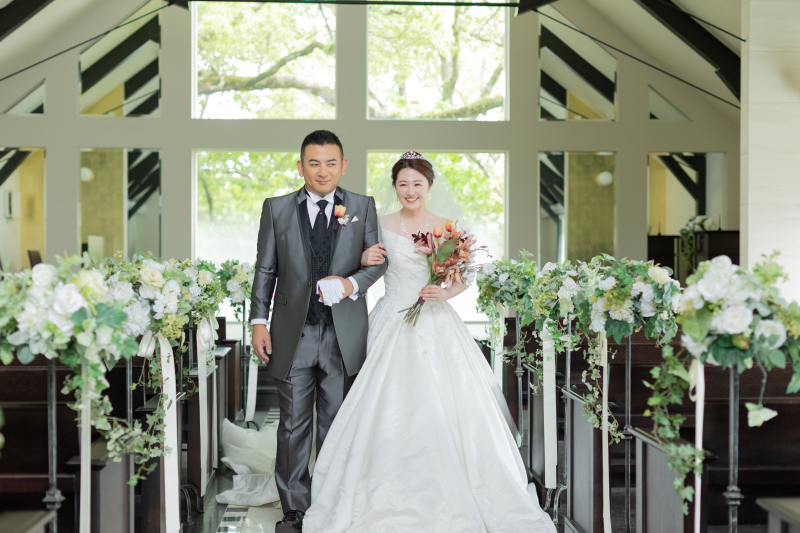 ナチュラルなチャペルで