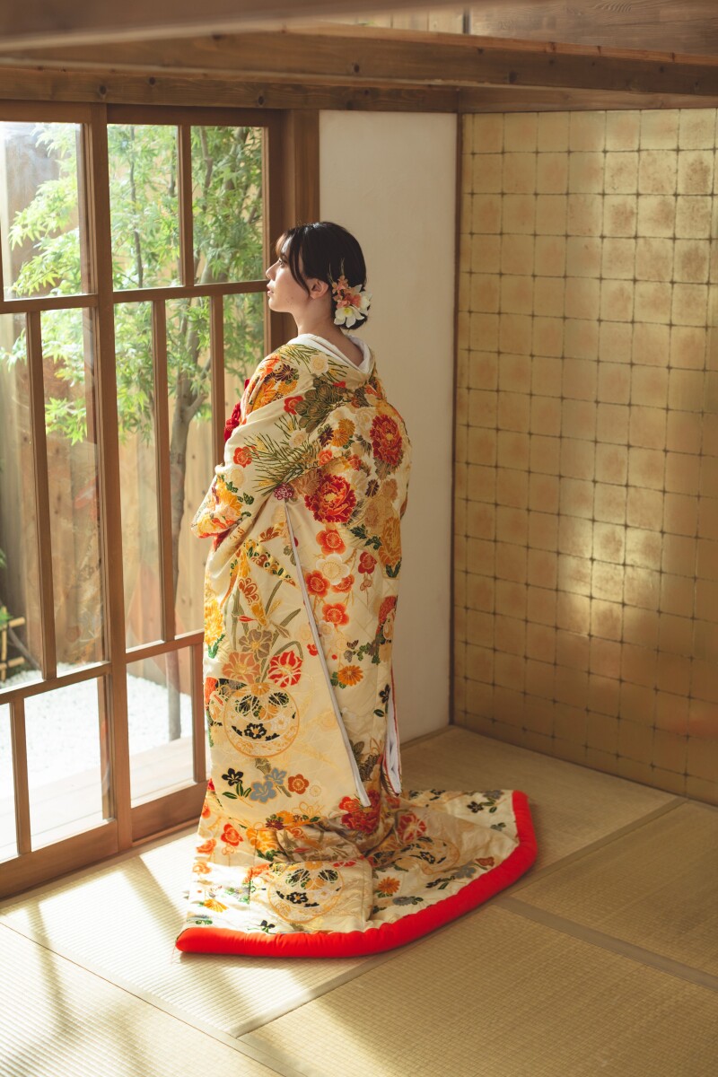 【屋内庭園スタジオ】正座のポーズや水墨画などバリエーション様々 全カット150枚以上〜美肌レタッチ付き〜