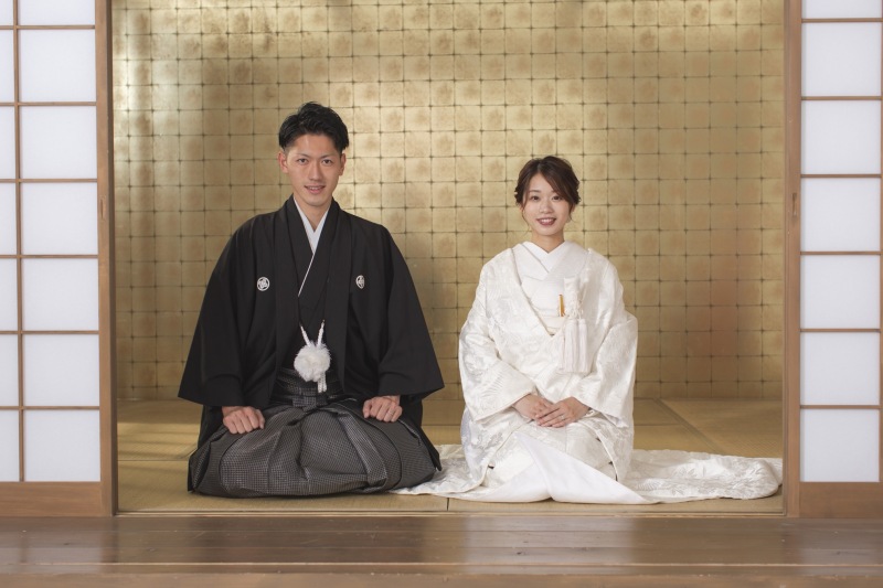 【屋内庭園スタジオ】正座のポーズや水墨画などバリエーション様々 全カット150枚以上〜美肌レタッチ付き〜