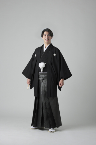 黒紋付×黒格子