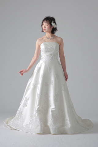 胸下斜めスパン刺繍タッキングトレー/60667