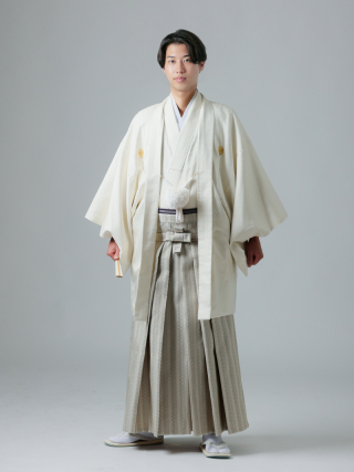 アイボリー/ベージュ