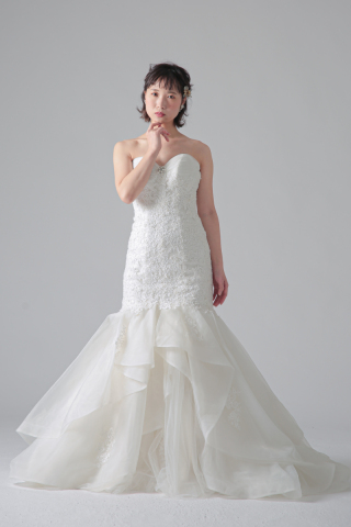 胸元プリーツ裾アシメタック刺繍/WD62544