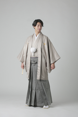 ベーシュ×ストライプ