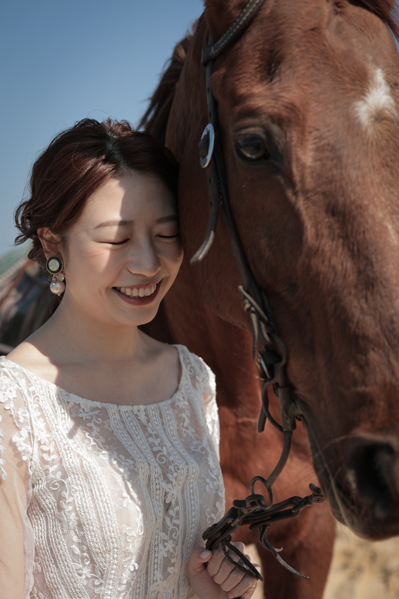 馬から降りました