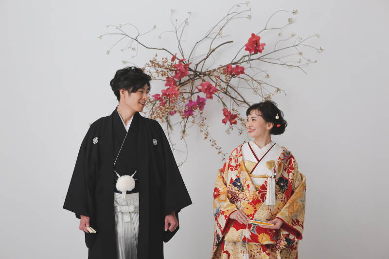 屋内庭園×生花が彩る結婚写真