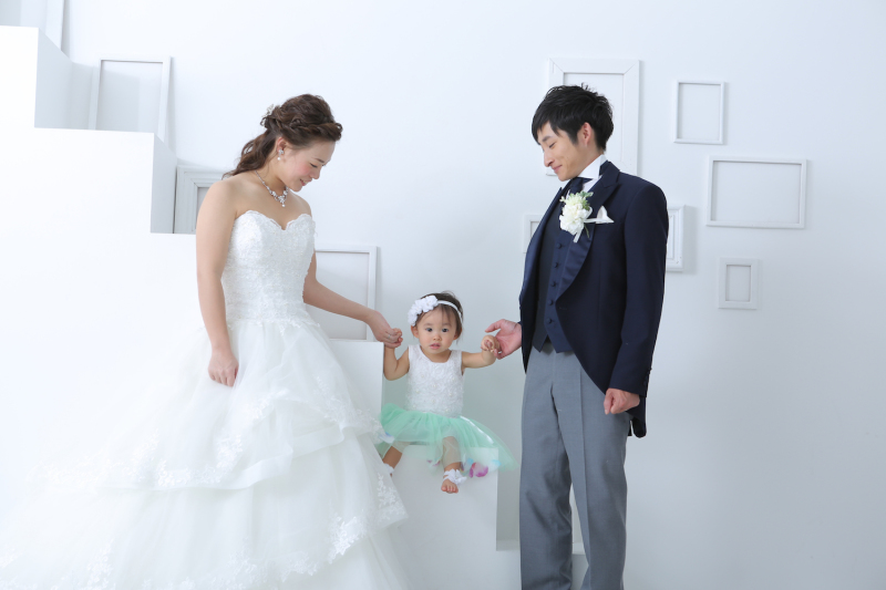 続いてハウススタジオでドレス撮影