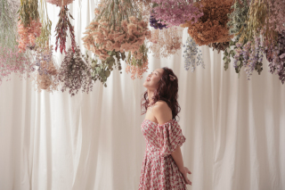 カラードレスでソロ撮影できます♪