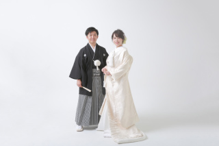 シンプルながら美しい和装スタジオ