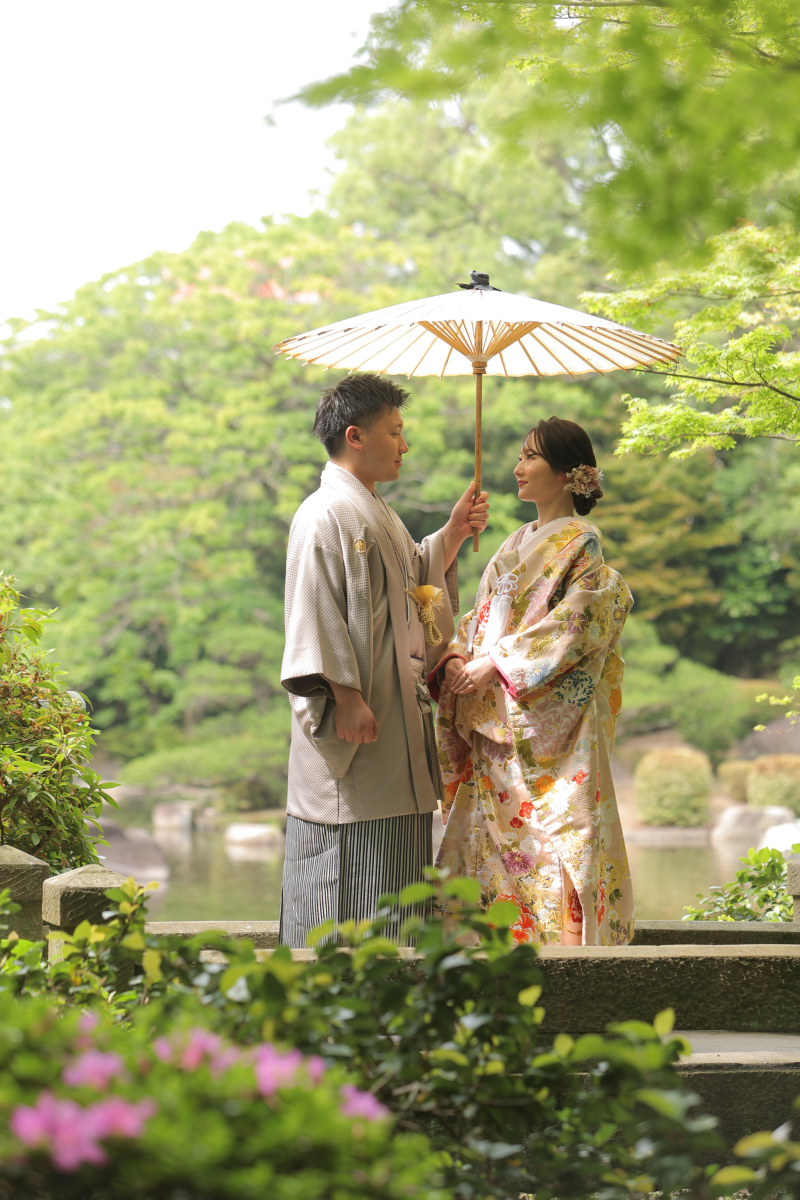 橋の上で