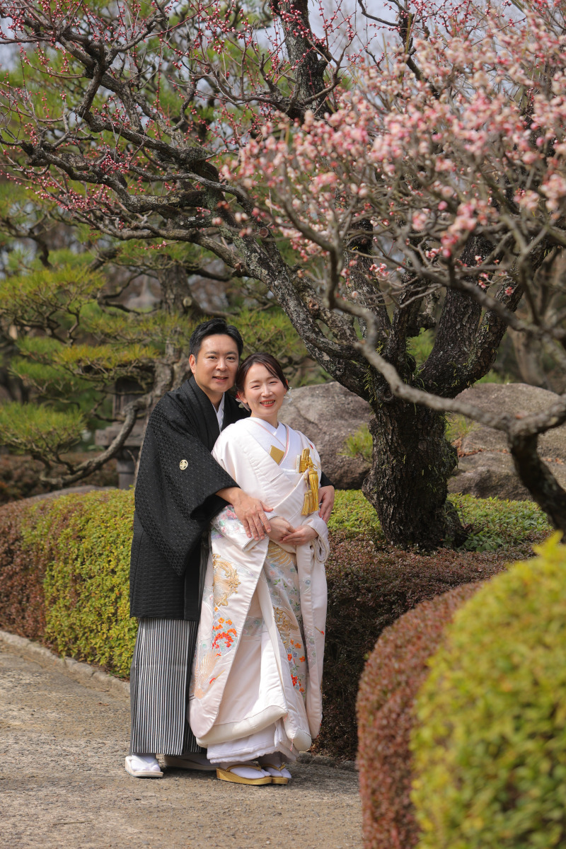 梅の花と一緒に。