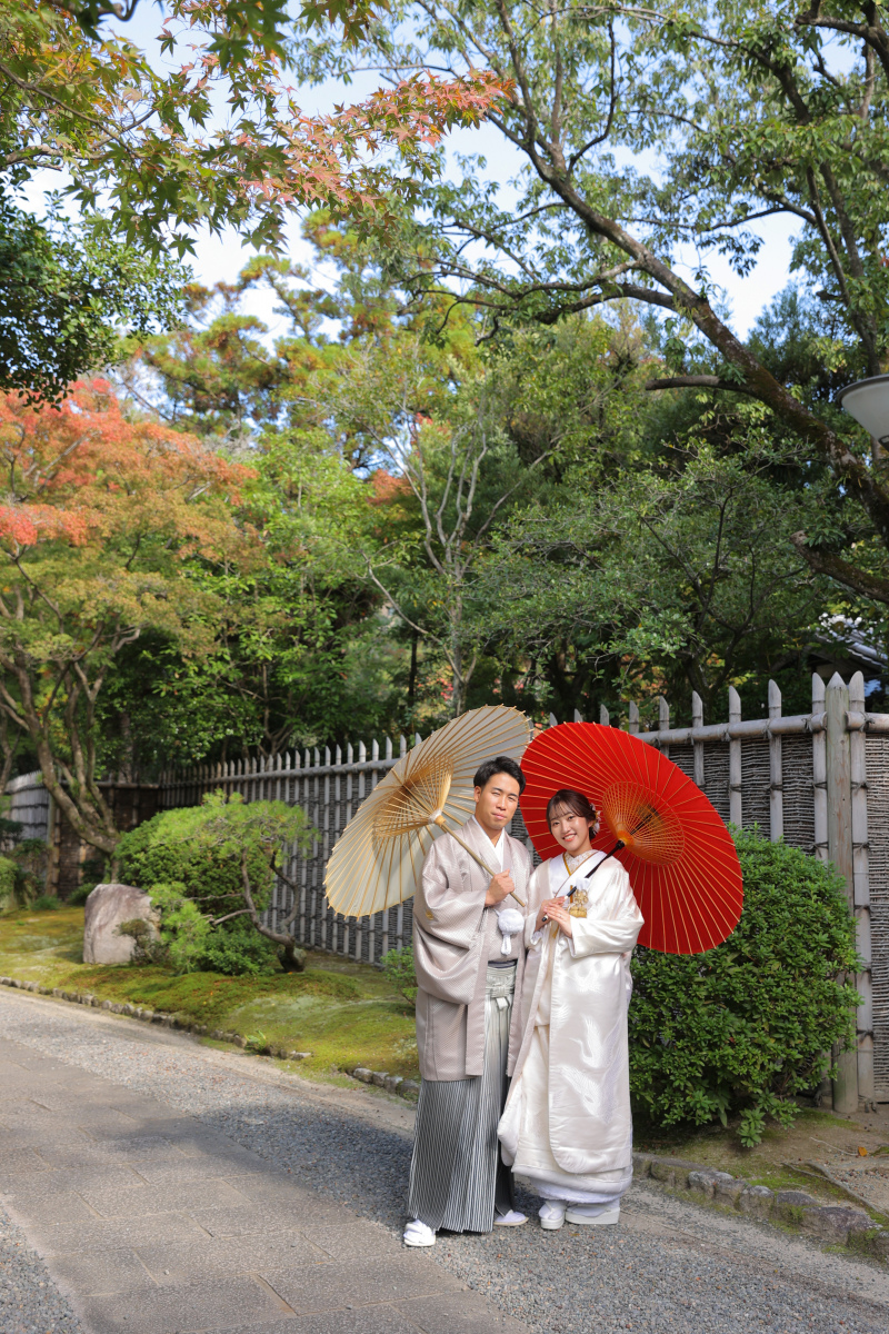 紅白の傘