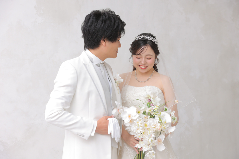 ふとした瞬間のご新婦様の笑顔