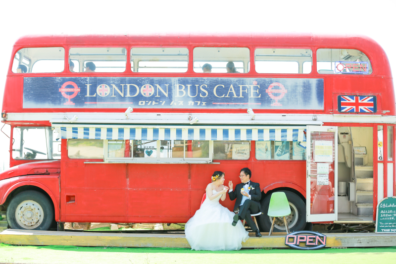 真っ赤なロンドンバス