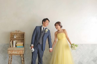 全面リニューアルしたハウススタジオでカラードレス撮影♪