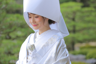 洋髪に綿帽子♩