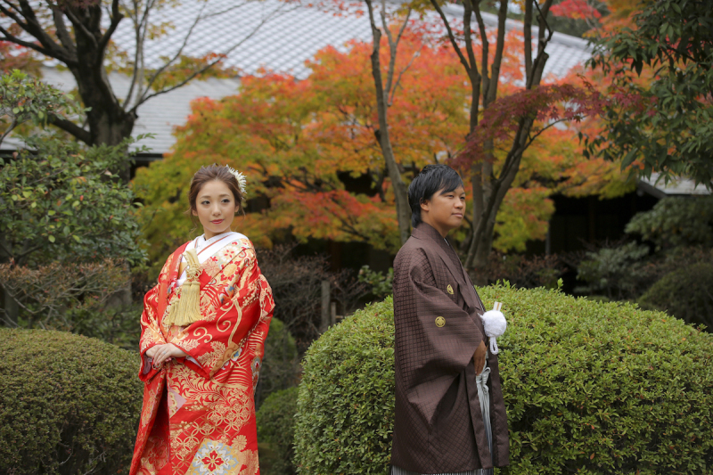 赤の色打掛が映えますね！