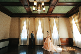 貴賓館でクラシカルなウェディングフォト
