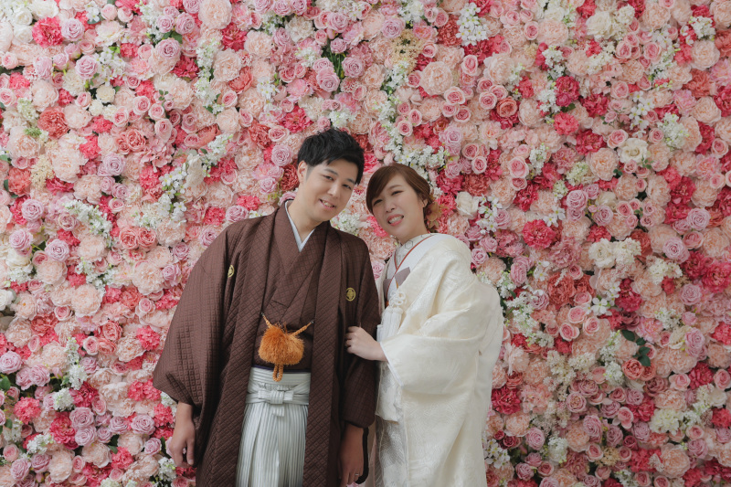 ピンクの背景で