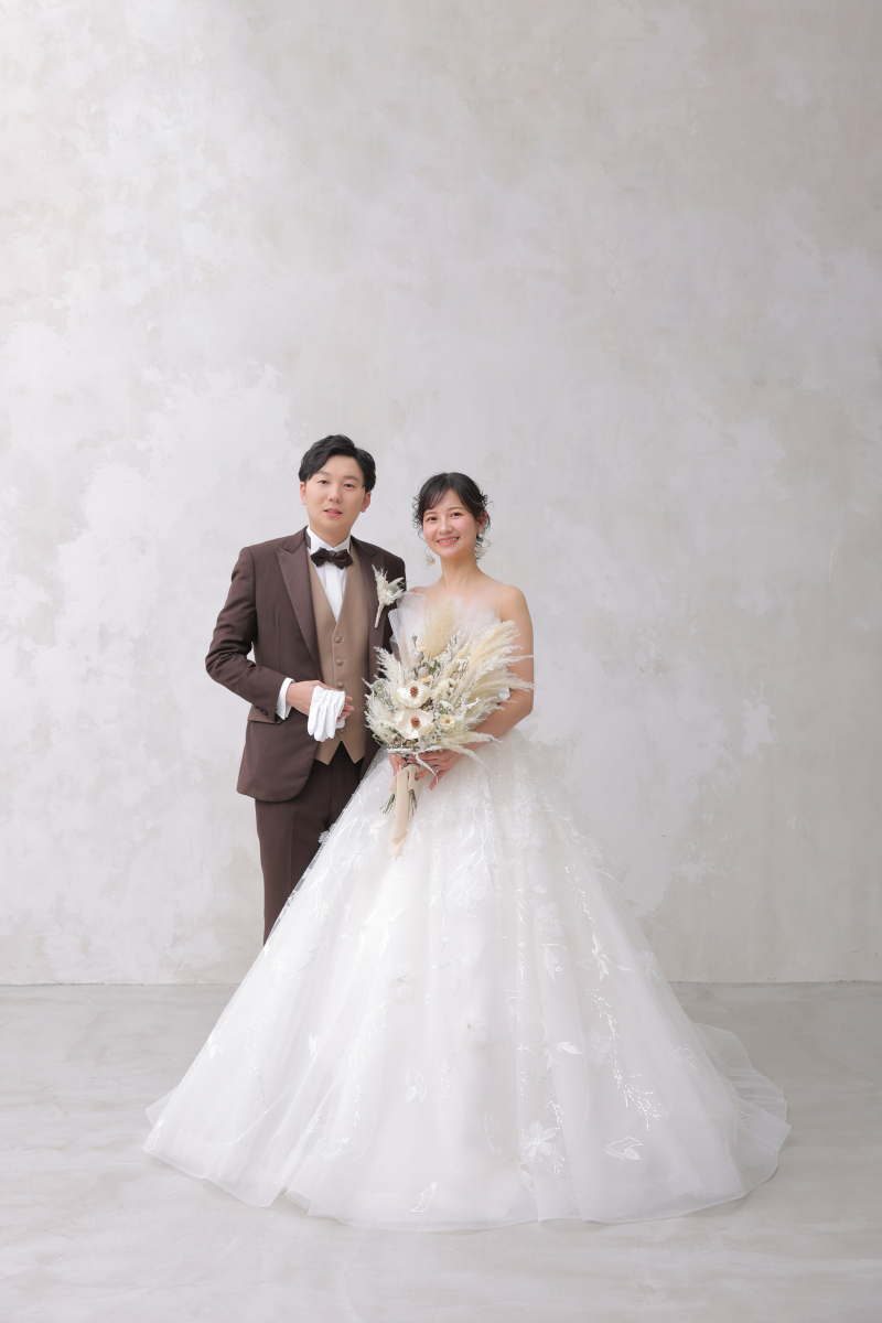 新作ドレスに衣装チェンジして