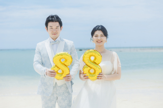 【 Blue & Gold 】 ビーチアイテムと南国の自然が彩る前撮り