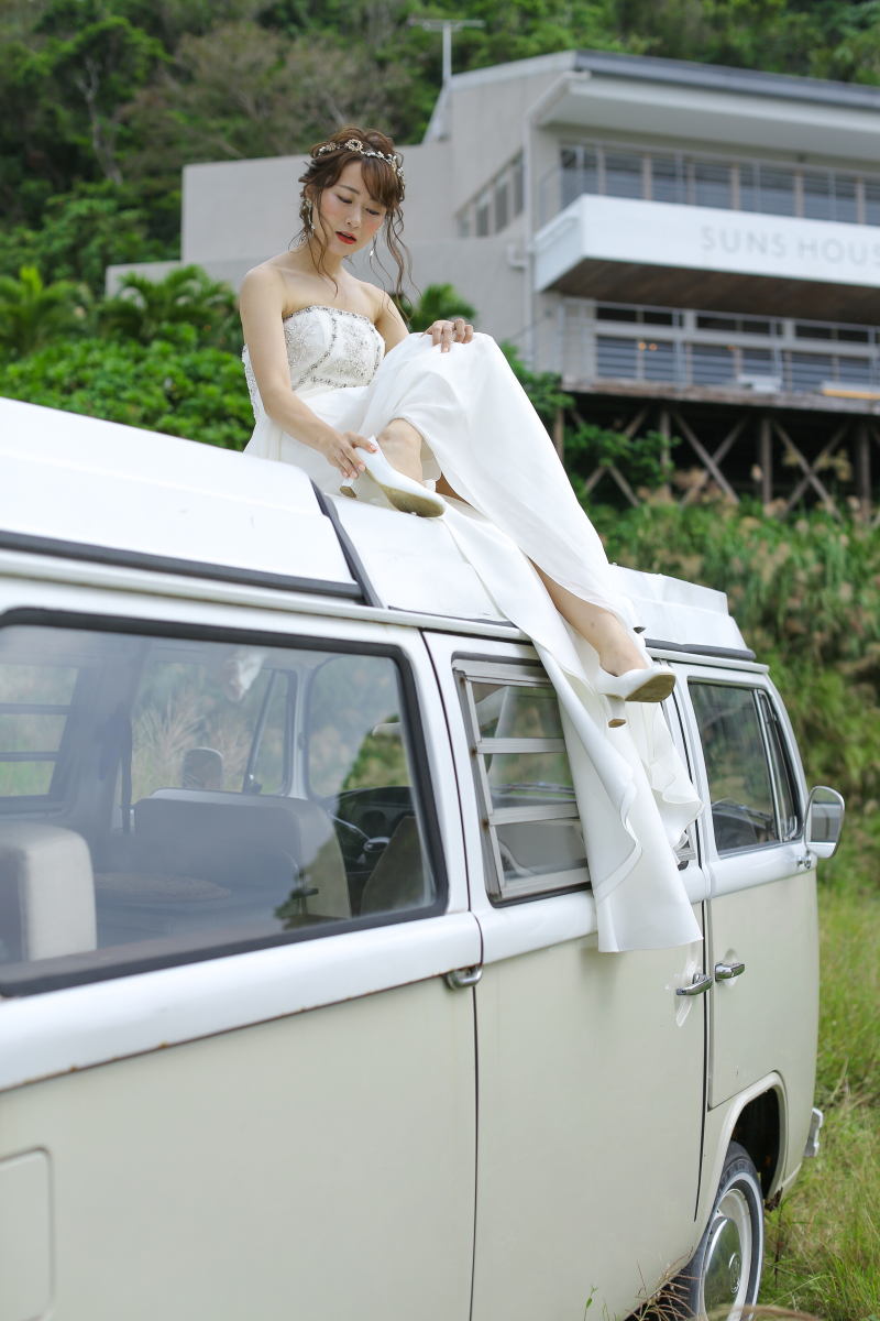 背景にSUNSHOUSEを！