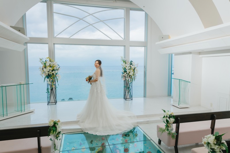 美しき花嫁の後ろ姿♪