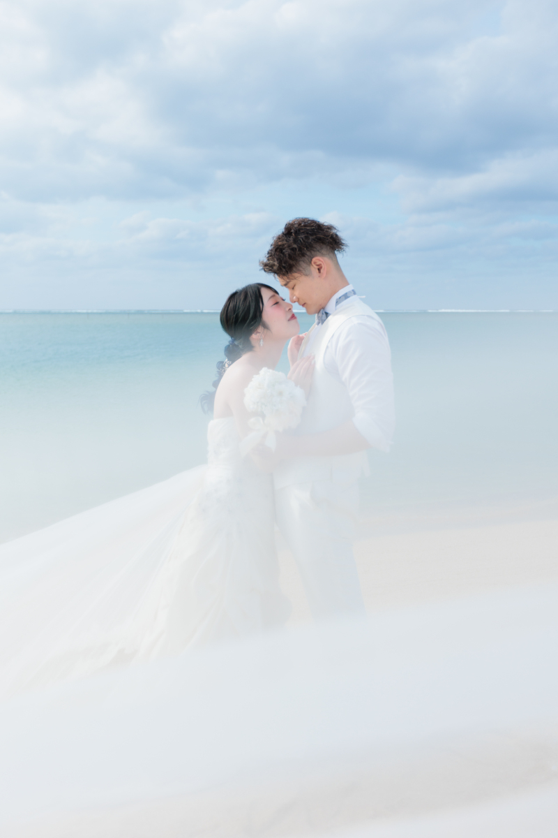 ベールに包まれて