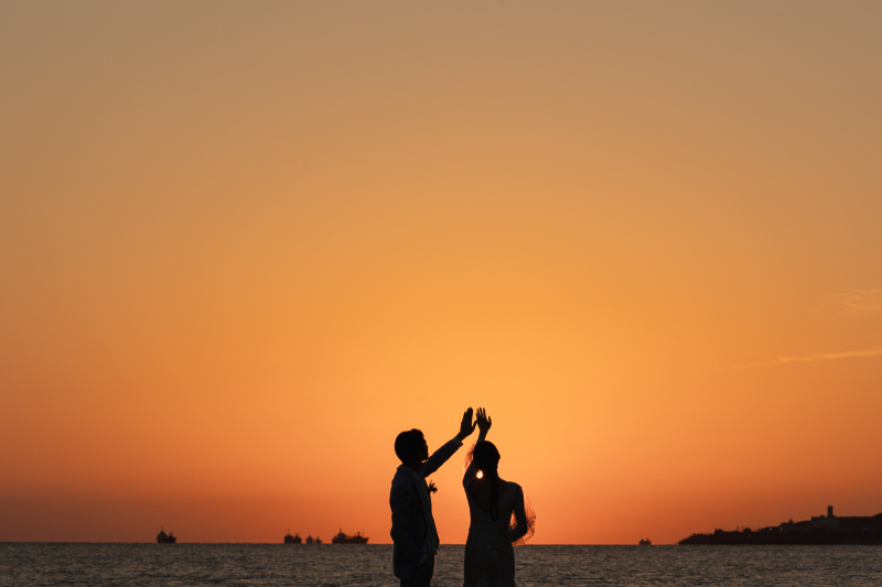 Wide shot,Silhouette