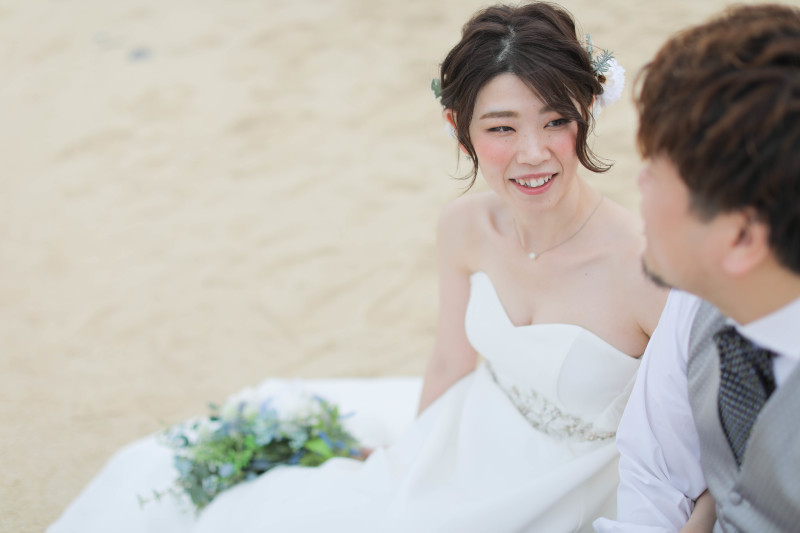 砂浜に座って、、、