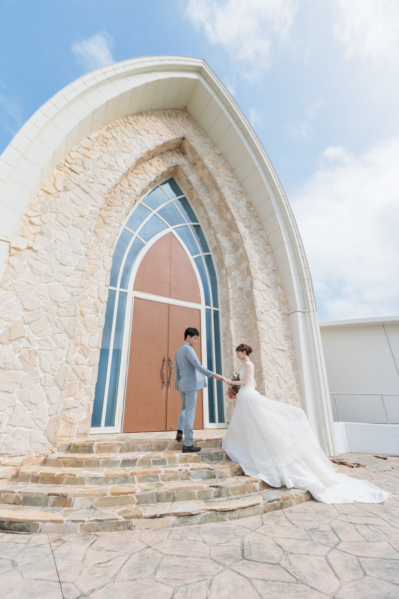 まずは正面から