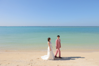 青い海と雰囲気のあるアメリカンビレッジで♪