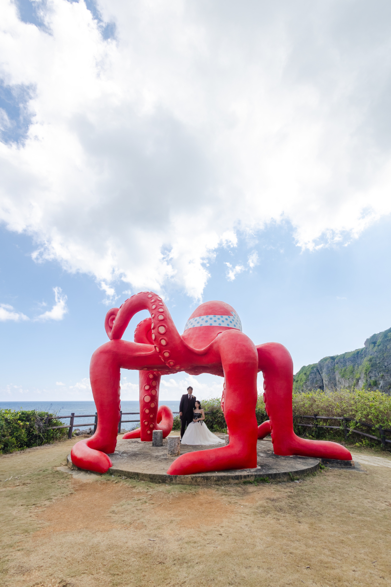 大きなタコのオブジェ