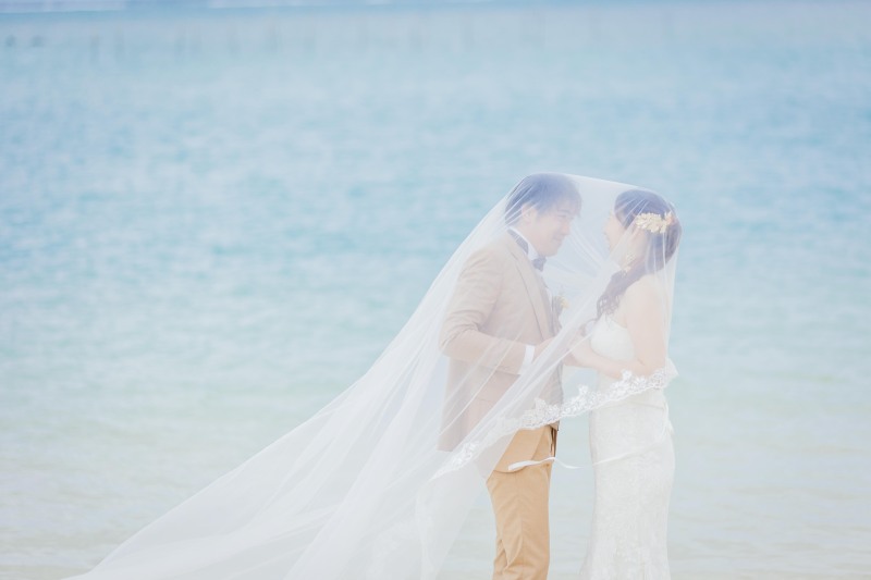 ベールに包まれた愛!