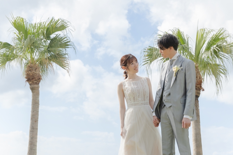 洋装はヤシの木エリアからスタート!