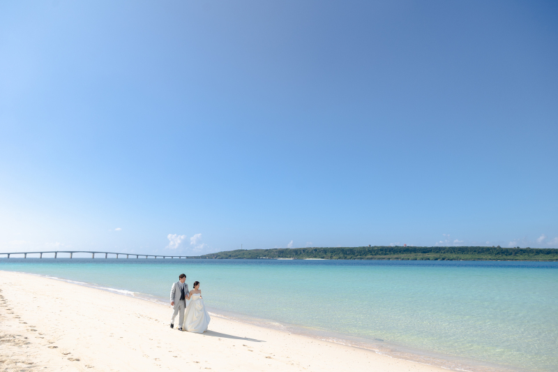 青い空に青い海!