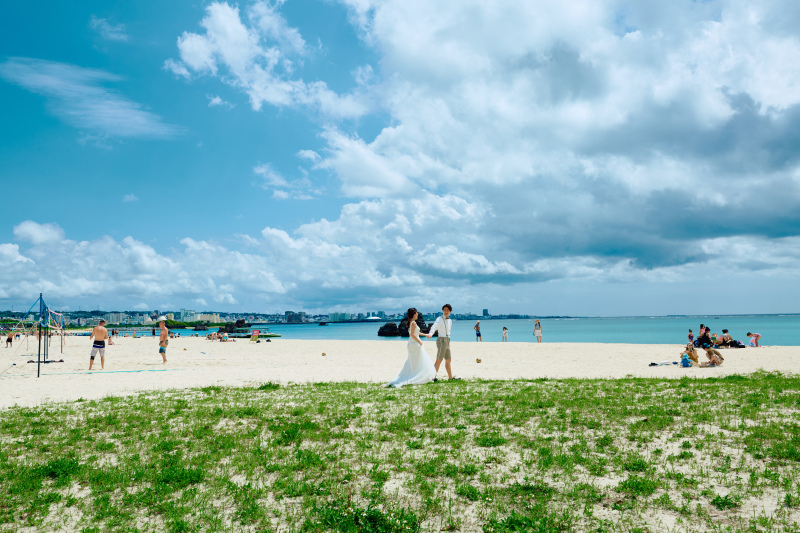 日曜のアラハビーチは人が多いもんで。。