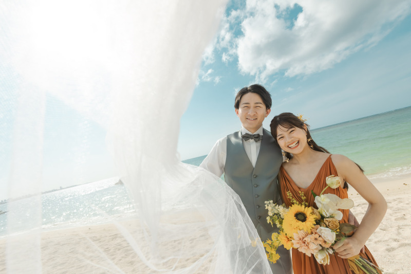 ビーチはカジュアルに。