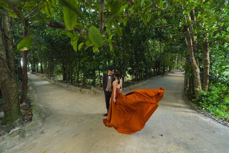 STUDIO SUNS沖縄(スタジオSUNS)_カラードレスが豊富