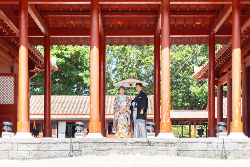 STUDIO SUNS沖縄(スタジオSUNS)_色打掛・着物が豊富