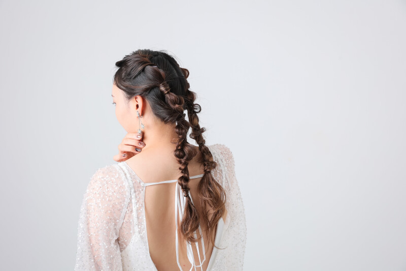 ロングヘアを活かしたツインアレンジ.⋆