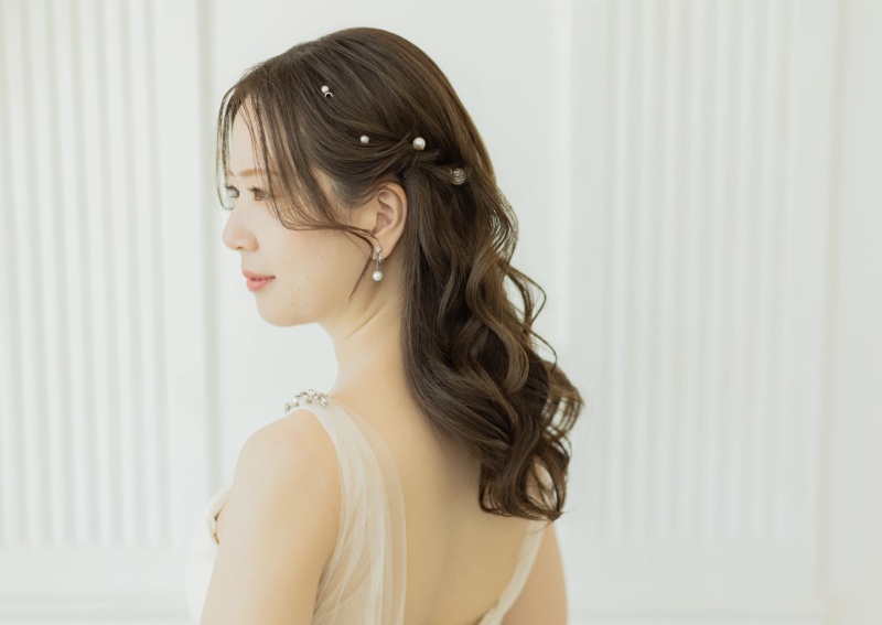 髪に艶を出すのが得意です！シニヨン、ハーフツイン、ツルッとスタイル、ふわふわスタイル、どんなスタイルでも髪に艶が出るようにスタイリングいたします！