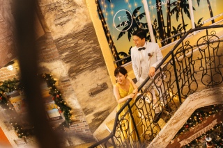 白い砂浜、青い海を楽しむビーチ撮影と、異国情緒あふれるアメリカンヴィレッジでの撮影がセットになります。