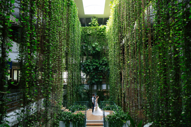 【200,530円】恩納村リゾートエリアでビーチロケ＆チャペル＆ガーデンフォトがセット♢広大な敷地で全部まるごと叶う♬データ付き