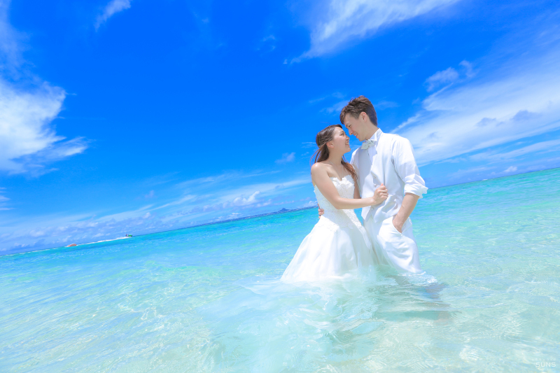【268,180円】ビーチ＋カンガラーの谷♢写真データ、衣装、ヘアメイク、アクセサリー、ブーケ、靴も全部込み！