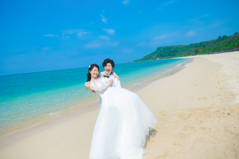 【宮古ブルーを堪能!!】宮古島ビーチフォト♢全写真データ付き♢衣装・ヘアメイク・アクセアリー・ブーケ・靴・撮影料含む!